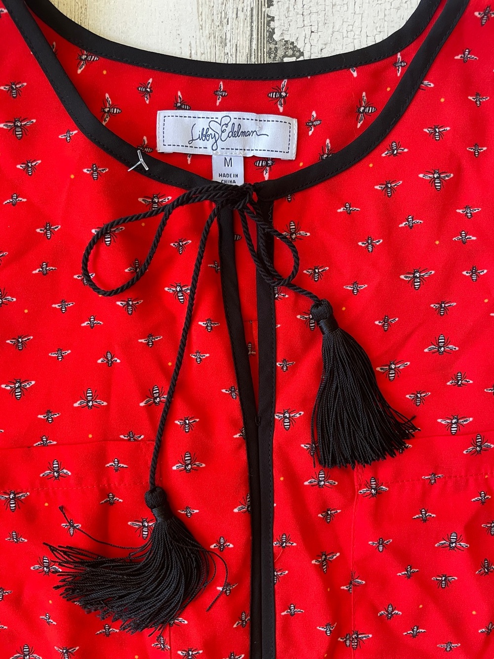libby. edelman Red Bee Print Top with Black Tassel Tie SZ M
